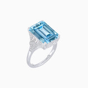 Majestic Emerald-Cut Aquamarine & Diamond Platinum Ring – 7.80 ct Aquamarine with Artisan Craftsmanship