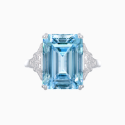 Majestic Emerald-Cut Aquamarine & Diamond Platinum Ring – 7.80 ct Aquamarine with Artisan Craftsmanship